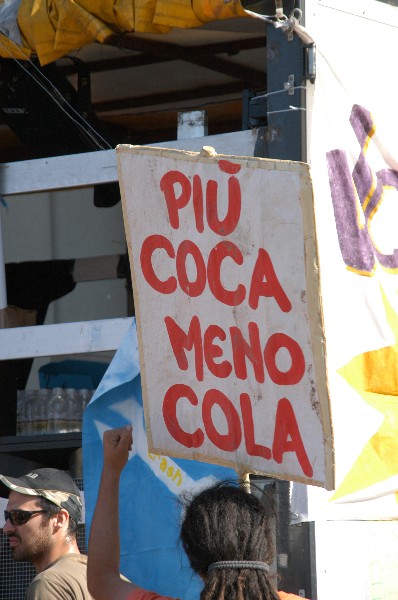 Meno cola :: Street Rave Parade