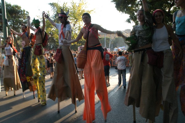 Raduno trampoli :: Street Rave Parade