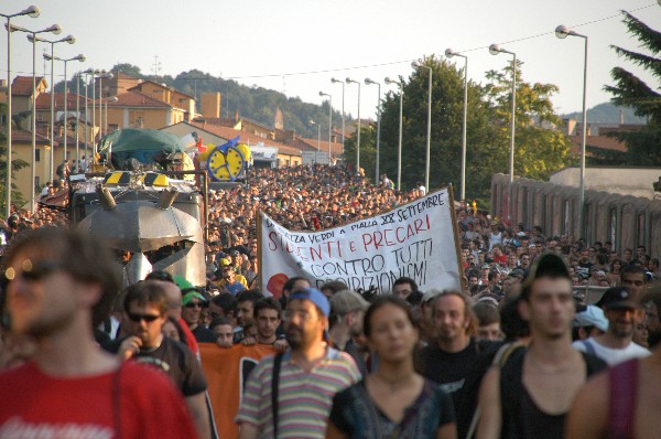 Tanti Ravers :: Street Rave Parade