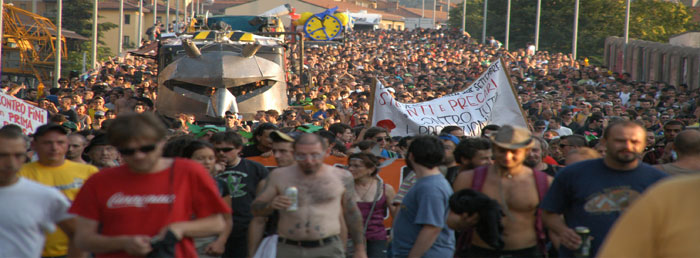 Rave Street Parade - Bologna 2006