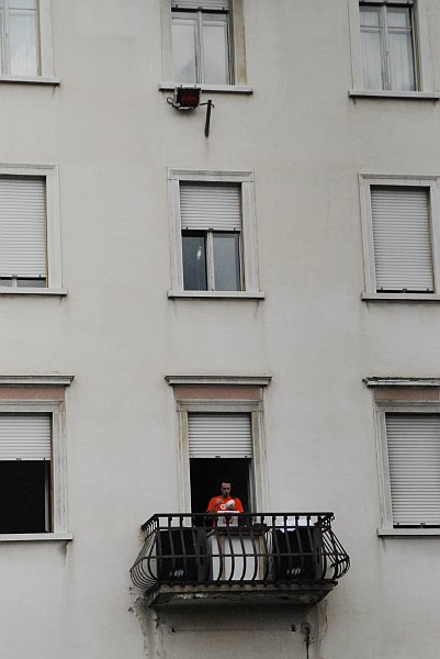 Theo al balcone :: Arte Bastardo