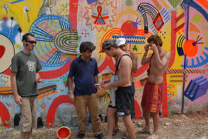 On wall :: Arte Bastardo