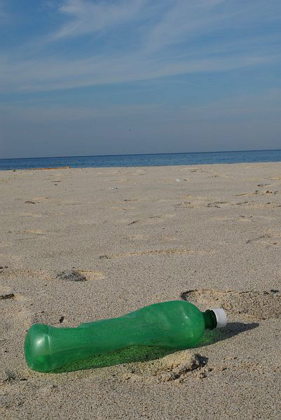 Bottiglia plastica verde