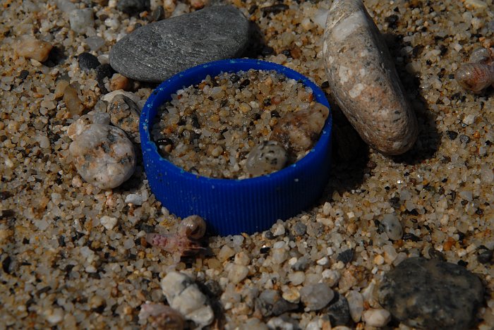 Tappo blu con sabbia